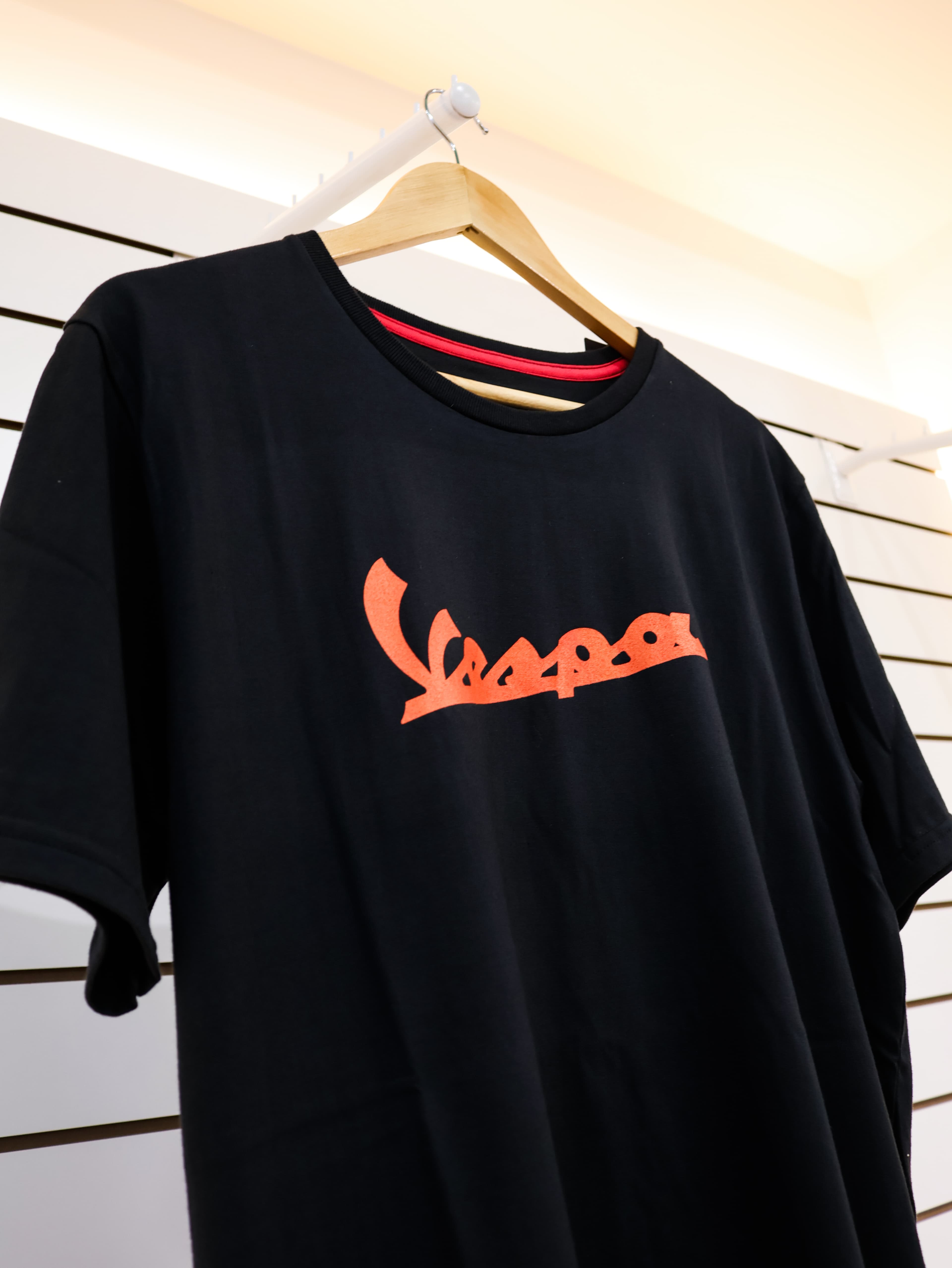 Remera Vespa 946 Roja